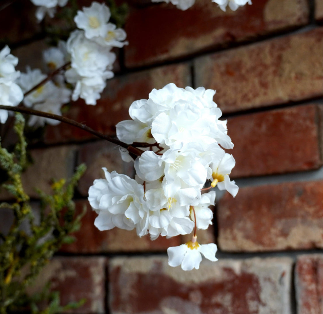 künstlicher Großer Blütenzweig 126 cm Kirschblüte, Apfelblüte, Pflaumenblüte dekorativer Pflanzenstiel, künstliche Pflanze