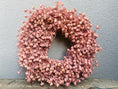 Bild in Galerie-Betrachter laden, Handgebundener Flachs-Kranz in Pink mit 28 cm Durchmesser
