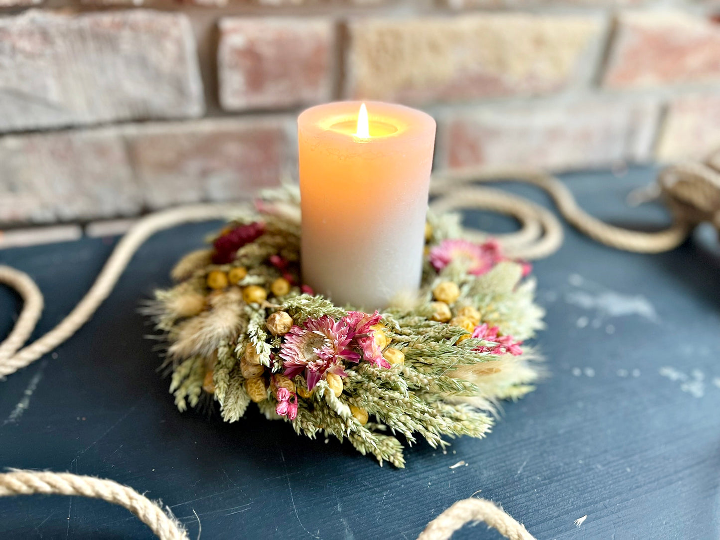 20 cm Trockenblumenkranz: Der perfekte Tischkranz für Kerzen - Kranzshop
