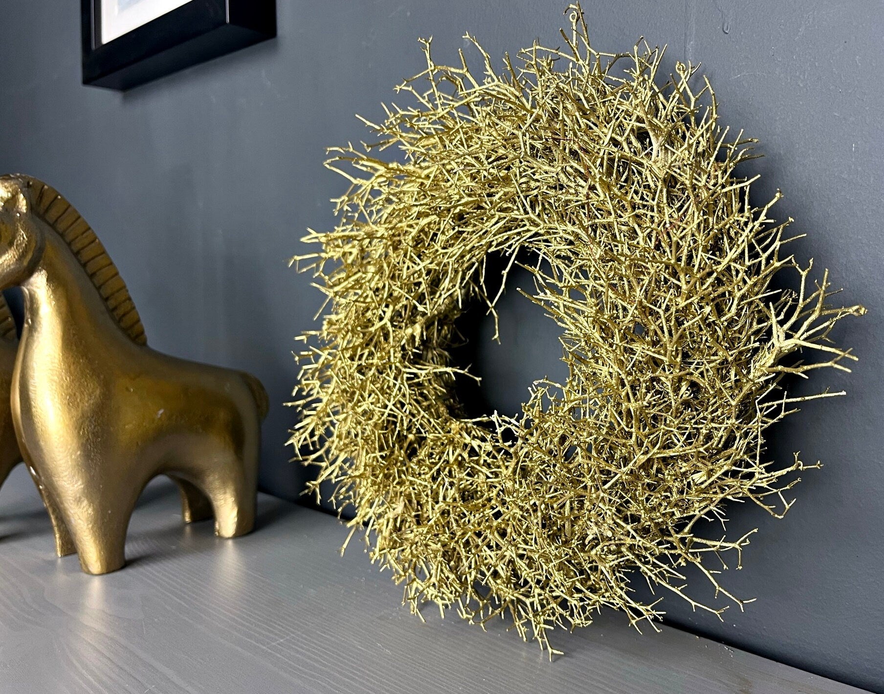 Eleganter Wandkranz Türkranz Adventskranz Weihnachtskranz , Gold, Asparagus-Kranz 25 cm Durchmesser - Kranzshop
