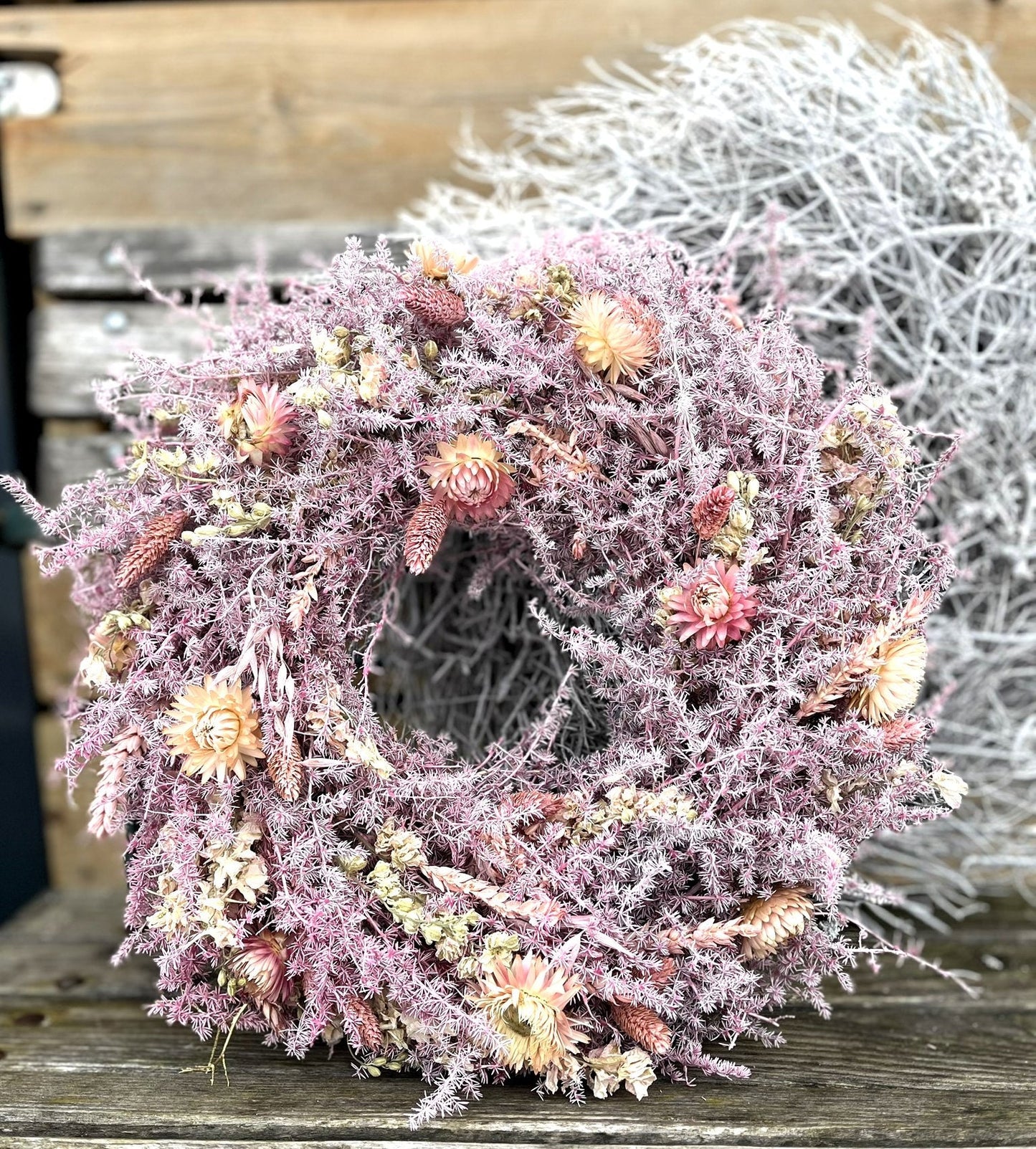 Frühlingskranz Wandkranz 38 cm Türkranz, Rosa Asparagus-Kranz mit Strohblumen